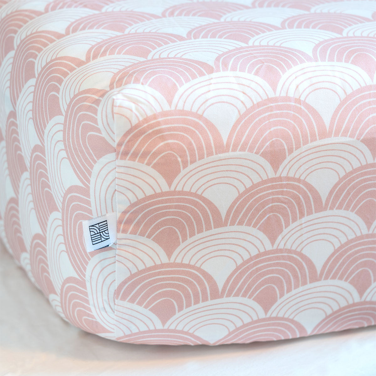 RAINBOWS | Nudy pink | 60x120cm/ 23.5x47&quot; | Fitted Crib sheet